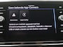 Volkswagen T-Roc 1.5 TSI R-Line Edition 150PK DSG Pano-Schuifdak, Black Style, Trekhaak, Matrix LED, Keyless, 16” lm winterset, Elektr. Achterklep, 18” LM Velgen, Side Assist