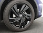Volkswagen T-Roc 1.5 TSI R-Line Edition 150PK DSG Pano-Schuifdak, Black Style, Trekhaak, Matrix LED, Keyless, 16” lm winterset, Elektr. Achterklep, 18” LM Velgen, Side Assist