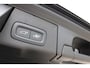 Volvo XC60 T6 350PK Plug-in hybrid AWD Plus Dark | Adaptieve Cruise Control met Pilot Assist | Elektrisch bedienbaar panoramisch schuif-/kanteldak | Premium audio by Harman Kardon | Elektrische voorstoelen met geheugen | Verwarmbare voorstoelen + stuurwiel