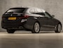 BMW 5-Serie Touring 530e Sportline 293Pk Automaat (APPLE CARPLAY, GROOT NAVI, DEALER ONDERHOUDEN, CAMERA, SFEERVERLICHTING, LEDER, SPORTSTOELEN, ADAPTIVE CRUISE, TREKHAAK ELEKTRISCH, NIEUWSTAAT)