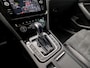 Volkswagen Passat Variant 1.4 TSI GTE 218Pk Automaat (VIRTUAL COCKPIT, APPLE CARPLAY, GROOT NAVI, LEDER/ALCANTARA, MEMORY SEATS, STOELVERWARMING, GETINT GLAS, LED KOPLAMPEN, ADAPTIVE CRUISE, PARKEERSENSOREN, NIEUWE APK, NIEUWSTAA