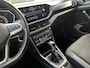 Volkswagen T-Cross 1.5 TSI Style // LED // ADAPT. CRUISE // CLIMA // CAMERA+SENSOREN // APPLE-ANDROID AUTO // STOELVERWARMING //