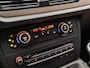 BMW X1 xDrive28i Executive Sport 259Pk Automaat (YOUNGTIMER, 6 CILINDER, NAVIGATIE, CLIMATE, LEDEREN SPORTSTOELEN, ZWART HEMEL, BLUETOOTH, GETINT GLAS, PARKEERSENSOREN, CRUISE, NIEUWSTAAT)