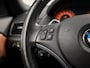 BMW X1 xDrive28i Executive Sport 259Pk Automaat (YOUNGTIMER, 6 CILINDER, NAVIGATIE, CLIMATE, LEDEREN SPORTSTOELEN, ZWART HEMEL, BLUETOOTH, GETINT GLAS, PARKEERSENSOREN, CRUISE, NIEUWSTAAT)