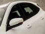 Ford Kuga 2.5 PHEV Titanium Sport 225Pk Automaat (VIRTUAL COCKPIT, APPLE CARPLAY, GROOT NAVI, CAMERA, STOELVERWARMING, SPORTSTOELEN, GETINT GLAS, KEYLESS, NIEUWE APK, NIEUWSTAAT)