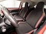 Toyota Aygo 1.0 VVT-i x-cite Sport Automaat (APPLE CARPLAY, CRUISE, CAMERA, LM VELGEN, GETINT GLAS, SPORTSTOELEN, ELEK RAMEN, DAB+, NIEUWE APK, NIEUWSTAAT)