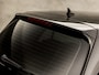 Volkswagen Golf 1.0 TSI Sportline (APPLE CARPLAY, BLACK EDITION, CLIMATE, LED KOPLAMPEN, STOELVERWARMING, DYNAMISCHE KNIPPERLICHTEN, CAMERA, SPORTSTOELEN, ADAPTIVE CRUISE, GETINT GLAS, NIEUWSTAAT)