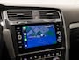 Volkswagen Golf 1.0 TSI Sportline (APPLE CARPLAY, BLACK EDITION, CLIMATE, LED KOPLAMPEN, STOELVERWARMING, DYNAMISCHE KNIPPERLICHTEN, CAMERA, SPORTSTOELEN, ADAPTIVE CRUISE, GETINT GLAS, NIEUWSTAAT)