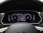 Volkswagen Tiguan 1.5TSI/150PK R-Line Blackstyle DSG · Panoramadak · Apple/Android · Camera + Parkeersensoren