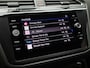 Volkswagen Tiguan 1.5TSI/150PK R-Line Blackstyle DSG · Panoramadak · Apple/Android · Camera + Parkeersensoren