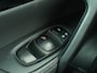 Nissan Qashqai 1.2 Tekna - Navigatie - Lederen bekleding - Panoramadak - Trekhaak