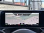 Mercedes-Benz A-klasse 250 e | Panoramadak | Luxury | MULTIBEAM LED Koplampen | Dodehoekassistent | Apple CarPlay | Android Auto | Sierdelen Lindehout Zwart | Privacy Glas Achter |