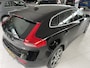 Volvo V40 2.0 D2 R-Design Business Climate control - Cruise control - Park.sensoren achter - Navigatie - Lederen bekleding - Verwarmde voorstoelen - R-design exterieur - Multimedia voorbereiding