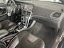 Volvo V40 2.0 D2 R-Design Business Climate control - Cruise control - Park.sensoren achter - Navigatie - Lederen bekleding - Verwarmde voorstoelen - R-design exterieur - Multimedia voorbereiding