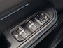 Lynk & Co 01 1.5 / 1.800 kg trekgewicht / Panorama schuifdak / Adaptieve CC / Navigatie / Apple Carplay Android / Stoelverwarming / Infinity Sound System / Cam 360° / All Season op LM  20" /