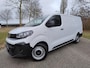 Opel Vivaro L3 1.5 BlueHDI 120pk | BPM vrij | Houten afwerking laadruimte | Multimedia | NAVI | Apple Carplay | Android Auto | Parkeersensoren achter | Multifunctioneel stuurwiel | Elektrisch inklapbare spiegels | Bestuurdersstoel comfort | Bank voorpassagiers | van €31.316 voor €25.995 ex. BTW | N404270