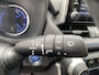 Toyota RAV4 2.5 Hybrid Style Bi Tone zwart dak ,Lage km stand! ,Incl. Bearlock ,Stoelverwarming ,Leder/Alcantara interieur ,Keyless ,Elek. bedienbare achterklep ,Adaptive cruise control