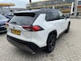 Toyota RAV4 2.5 Hybrid Style Bi Tone zwart dak ,Lage km stand! ,Incl. Bearlock ,Stoelverwarming ,Leder/Alcantara interieur ,Keyless ,Elek. bedienbare achterklep ,Adaptive cruise control