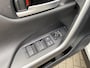 Toyota RAV4 2.5 Hybrid Style Bi Tone zwart dak ,Lage km stand! ,Incl. Bearlock ,Stoelverwarming ,Leder/Alcantara interieur ,Keyless ,Elek. bedienbare achterklep ,Adaptive cruise control