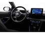 Toyota Yaris 1.5 Hybrid Executive | Navigatie | Dodehoek detectie | Head-up display | Stoelverwarming | Apple Carplay / Android Auto | 17 inch