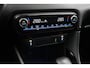 Toyota Yaris 1.5 Hybrid Executive | Navigatie | Dodehoek detectie | Head-up display | Stoelverwarming | Apple Carplay / Android Auto | 17 inch
