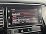 Mitsubishi Outlander 2.4 PHEV Automaat Intense / 1500 kg trekgewicht / Plug-in / Keyless / Apple carplay & Android auto / Climate control / Cruise control