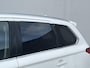 Mitsubishi Outlander 2.4 PHEV Automaat Intense / 1500 kg trekgewicht / Plug-in / Keyless / Apple carplay & Android auto / Climate control / Cruise control