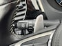 Mitsubishi Outlander 2.4 PHEV Automaat Intense / 1500 kg trekgewicht / Plug-in / Keyless / Apple carplay & Android auto / Climate control / Cruise control