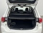 Mitsubishi Outlander 2.4 PHEV Automaat Intense / 1500 kg trekgewicht / Plug-in / Keyless / Apple carplay & Android auto / Climate control / Cruise control