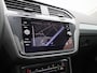 Volkswagen Tiguan 1.5 TSI Elegance 150 PK | Automaat | Apple Carplay | Navigatie | Climatronic | Stoelverwarming | Stuurverwarming | Adaptive Cruise Control | Lane Assist | Achteruitrijcamera | Parkeersensoren | Elektrische verstelbare stoelen met geheugenfunctie |