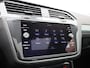 Volkswagen Tiguan 1.5 TSI Elegance 150 PK | Automaat | Apple Carplay | Navigatie | Climatronic | Stoelverwarming | Stuurverwarming | Adaptive Cruise Control | Lane Assist | Achteruitrijcamera | Parkeersensoren | Elektrische verstelbare stoelen met geheugenfunctie |