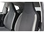 Toyota Aygo 1.0 VVT-i x-first | Apple Carplay / Android Auto | Airco | Camera | 15 inch lichtmetalen velgen | Privacy glas | DAB | Bluetooth