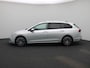Volkswagen Golf Variant 1.0 eTSI Life || Apple Carplay/Android Auto | Sfeerverlichting | Climate Control | Cruise Control Adaptive |