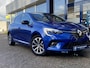Renault Clio 1.6 E-Tech Hybrid 145 Techno / Automaat / NL-Auto / 1e-Eigenaar / Dealer-Onderhouden / Cruise-Control / Climate-Control / Trekhaak / LED / Keyless / Apple-Carplay & Android-Auto / Sfeerverlichting / DAB Radio-Bluetooth / Navi / PDC V+A met Camera / 16'' LMV / All-Season / ENZ.