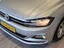 Volkswagen Polo 1.0 MPI Comfortline | Automatische verlichting | Apple CarPlay | Elektrische ramen | MM systeem |