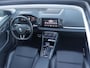 Skoda Karoq 1.5 TSI ACT Business Edition | Panoramadak | Trekhaak | Stoelverwarming | Navigatie | Camera | Dodehoekdetectie | Adaptive Cruise |
