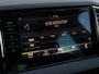Skoda Karoq 1.5 TSI ACT Business Edition | Panoramadak | Trekhaak | Stoelverwarming | Navigatie | Camera | Dodehoekdetectie | Adaptive Cruise |