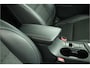 Kia Niro 1.6 GDi Hybrid Dynamicline Edition - Glazen Schuif-/kanteldak - Navigatie - Apple Carplay/Android Auto - Climate Control - Trekhaak - Privacy Glas Achter - Led Verlichting - Parkeersensoren voor en achter - Dealer Onderhouden - Fabrieksgarantie tot 2028