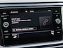 Volkswagen T-Roc 1.5 TSI Style | Trekhaak | Panoramadak | Stoelverwarming | Navigatie | Adaptive Cruise | Parkeersensoren |