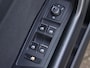 Volkswagen T-Roc 1.5 TSI Style | Trekhaak | Panoramadak | Stoelverwarming | Navigatie | Adaptive Cruise | Parkeersensoren |
