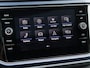 Volkswagen T-Roc 1.5 TSI Style | Trekhaak | Panoramadak | Stoelverwarming | Navigatie | Adaptive Cruise | Parkeersensoren |