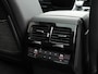 Volkswagen Touareg 3.0 TSi eHybrid 4MOTION R | Luchtvering | Panoramadak | Matrix LED | Achteruitrijcamera | Stoel- en stuurverwarming |
