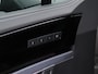 Volkswagen Touareg 3.0 TSi eHybrid 4MOTION R | Luchtvering | Panoramadak | Matrix LED | Achteruitrijcamera | Stoel- en stuurverwarming |