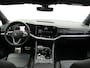 Volkswagen Touareg 3.0 TSi eHybrid 4MOTION R | Luchtvering | Panoramadak | Matrix LED | Achteruitrijcamera | Stoel- en stuurverwarming |