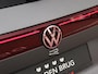 Volkswagen Touareg 3.0 TSi eHybrid 4MOTION R | Luchtvering | Panoramadak | Matrix LED | Achteruitrijcamera | Stoel- en stuurverwarming |