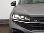 Volkswagen Touareg 3.0 TSi eHybrid 4MOTION R | Luchtvering | Panoramadak | Matrix LED | Achteruitrijcamera | Stoel- en stuurverwarming |