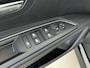 Peugeot 3008 SUV 1.2 136 pk Automaat Hybrid GT | Black Pack | Panoramadak | Navigatie | Alcantara-pakket  |