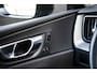 Volvo XC60 2.0 T6 Plug-in hybrid AWD Plus Dark | Panodak | Camera | Leder | 19 inch |