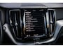 Volvo XC60 2.0 T6 Plug-in hybrid AWD Plus Dark | Panodak | Camera | Leder | 19 inch |