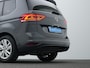 Volkswagen Touran 7 pers. 1.5 TSI 150 pk DSG Highline | 7-persoons | Panoramadak | Trekhaak | Stoelverwarming | Sportonderstel | Side Assist | Black Style